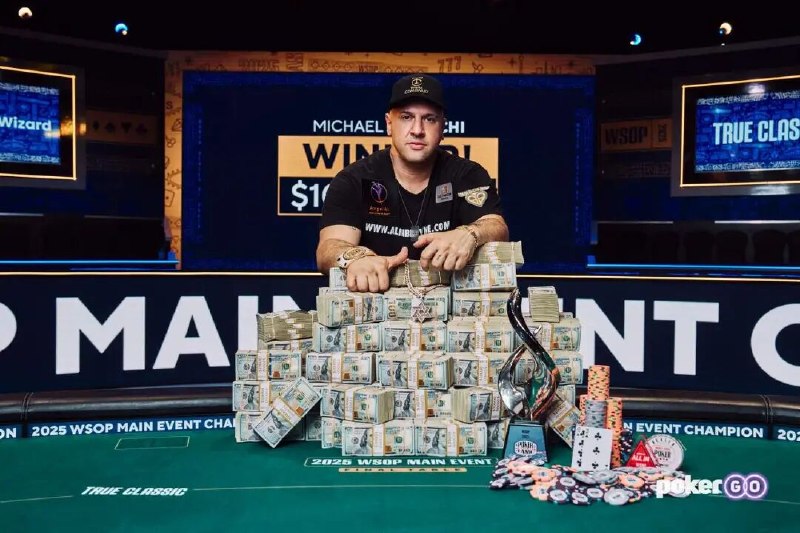 WSOP主赛冠军的场外身价最近，扑克圈在社交媒体上讨论了一个有趣的话题：赢下WSOP主赛冠军，除了那笔高达1000万美元的头奖，额外还能捞着多少？一些人觉得，这笔“隐形价值”少说也有几百万美元